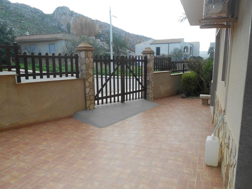 Casa Vacanze Scurati Villa Custonaci Habitación foto